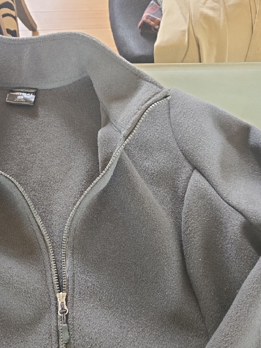 32 Degrees Gray Lightweight Fleece Jacket - Picture 5 of 12